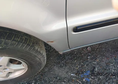 1998 Mercedes-Benz Ml 320 Classic z USA, uszkodzony, nr VIN 4JGAB54E6WA016249